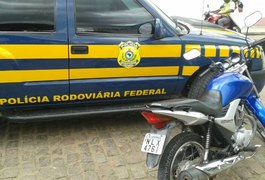 PRF recupera motocicleta roubada em Arapiraca