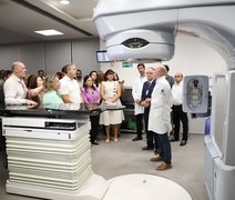 Autoridades se reúnem no HU para entregar novos serviços no atendimento do Cacon
