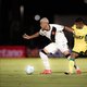 Cauan Barros, do Vasco, sofre acidente de carro no Rio e não viaja para jogo com o Boca