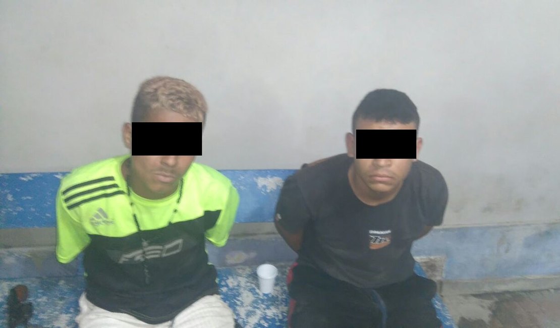 Força Tática recupera moto roubada e apreende arma de fogo em Arapiraca