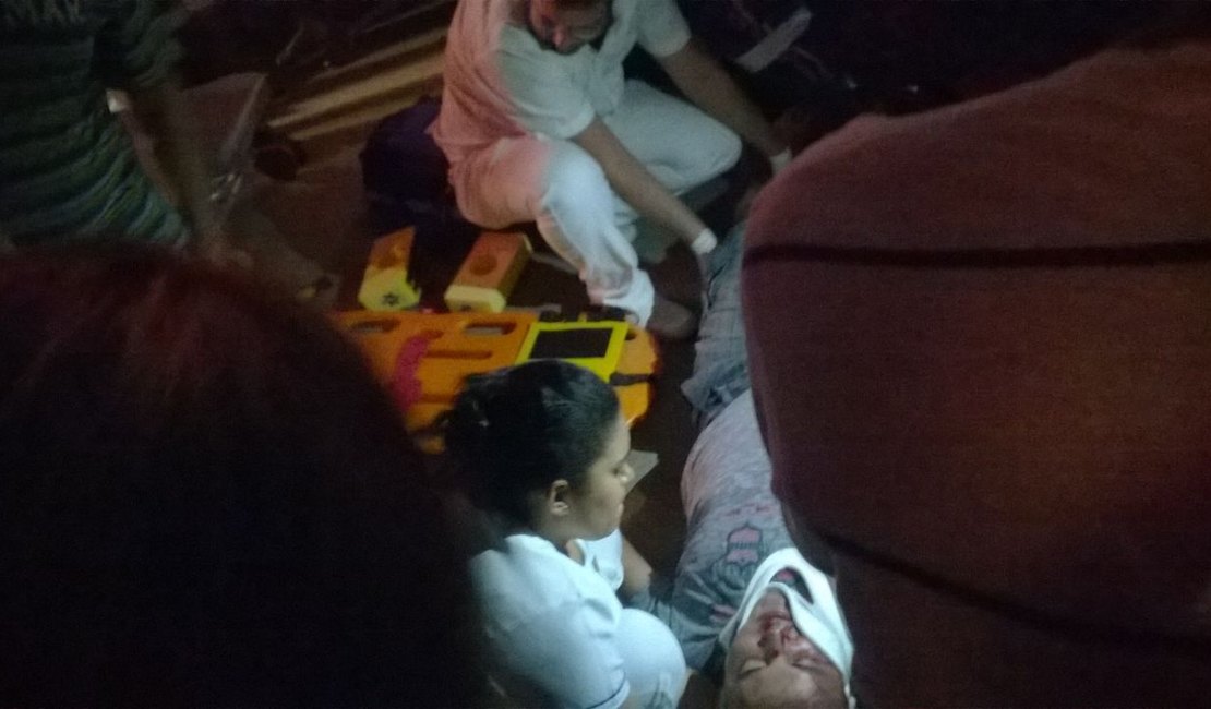 Homem é atropelado por ônibus em São Sebastião, na noite deste sábado