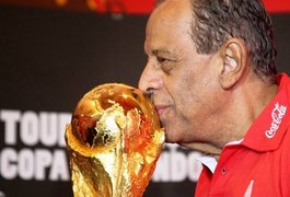Morre, vítima de enfarte fulminante, Carlos Alberto Torres