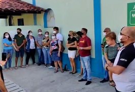 Vídeo. Religiosos se reúnem em frente ao hospital Regional para clamar pela vida de enfermos da Covid-19