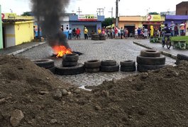 Protesto contra desocupação de área bloqueia ruas em União dos Palmares
