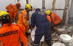 Parede cai sobre pedreiro em Maceió