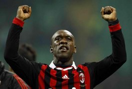 Seedorf anuncia que será treinador do Milan e se retira dos gramados