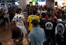 Corinthians chega a Maceió para partida contra o CSA nesta quarta