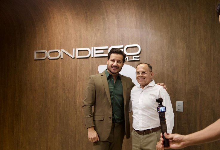 Pré-candidato a deputado federal Gilvan Barros visita o empresário Diego da 'DonDiego Style'