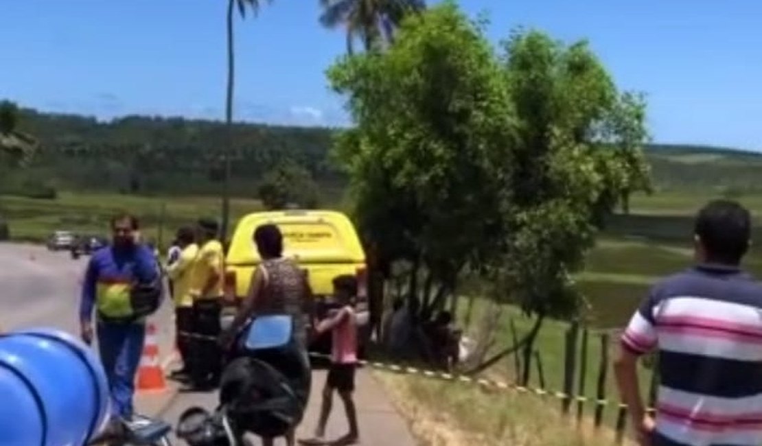 Colisão de moto em árvore resulta em homem morto, em Coruripe