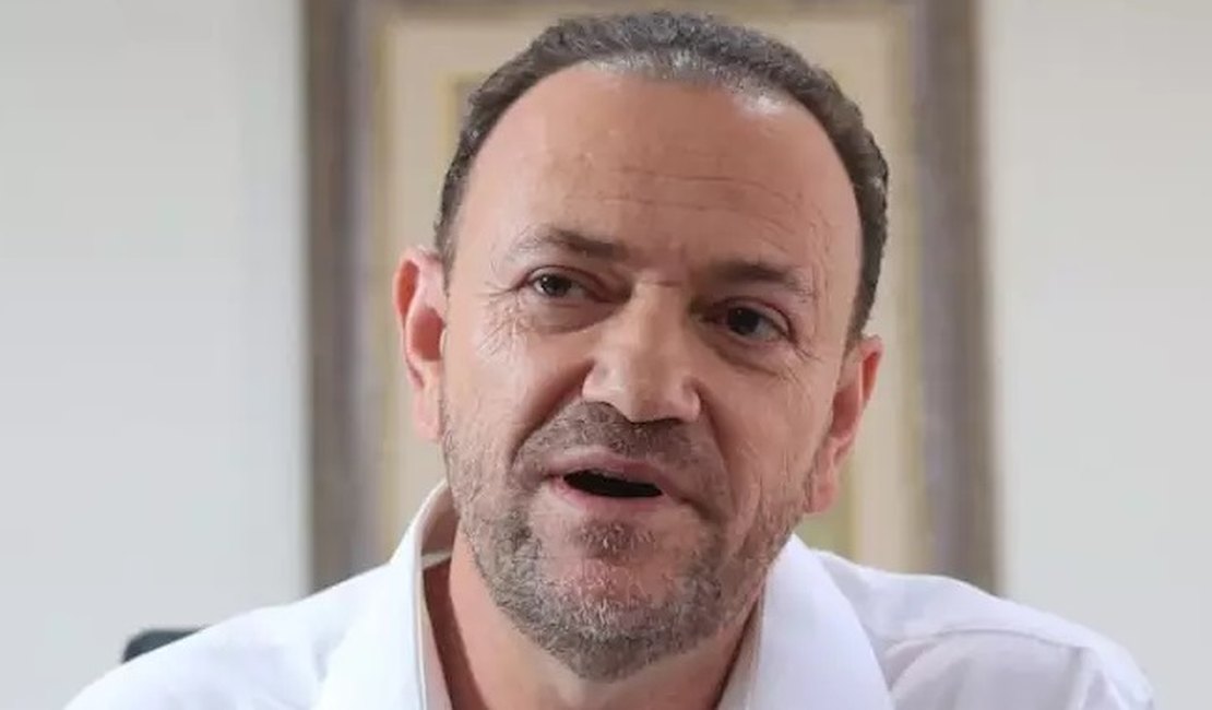 PT elege Edinho Silva como novo presidente até 2029, apoiado por Lula