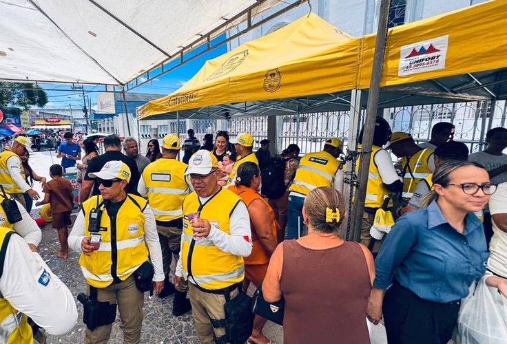 Em integração com a comunidade, Ronda no Bairro promove festa para crianças no Centro de Arapiraca