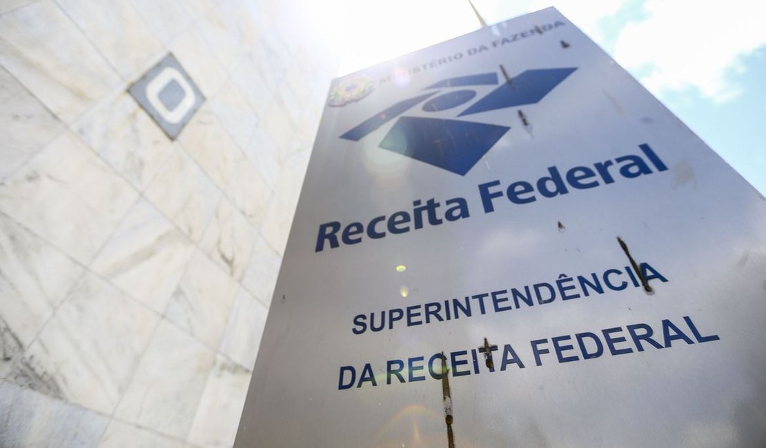 Receita paga hoje restituições de lote residual do Imposto de Renda