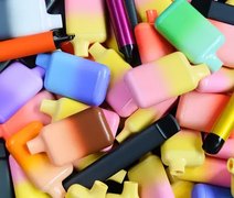 Garoto tem dedos amputados e ferimentos graves no rosto após vape explodir