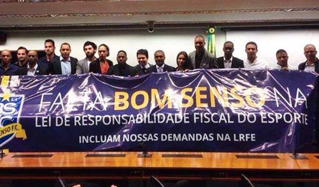 Investida do Bom Senso consegue adiar votação da Lei de Responsabilidade