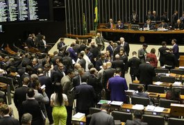 Projeto sobre porte de armas pode ser votado esta semana na Câmara