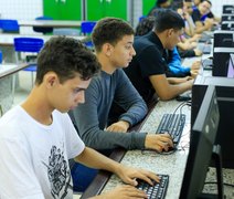 Professores mentores engajam estudantes da rede estadual para inscrições no Enem 2023