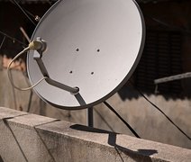 Emissoras brasileiras começam a desligar sinal analógico das antigas parabólicas