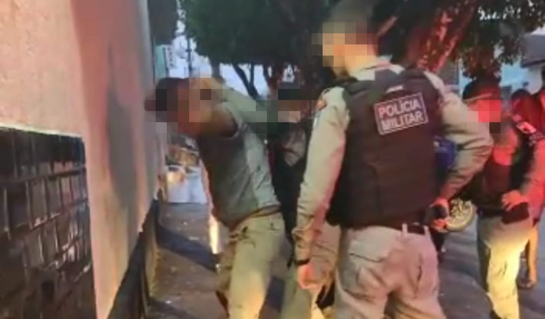 Homem rouba celular e é espancado por mais de 10 pessoas no Alto do Cruzeiro