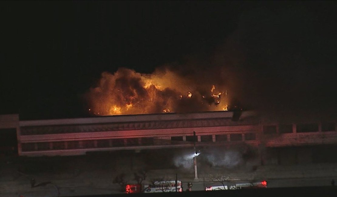 Incêndio atinge galpão da Cinemateca Brasileira na Vila Leopoldina, Zona Oeste de SP