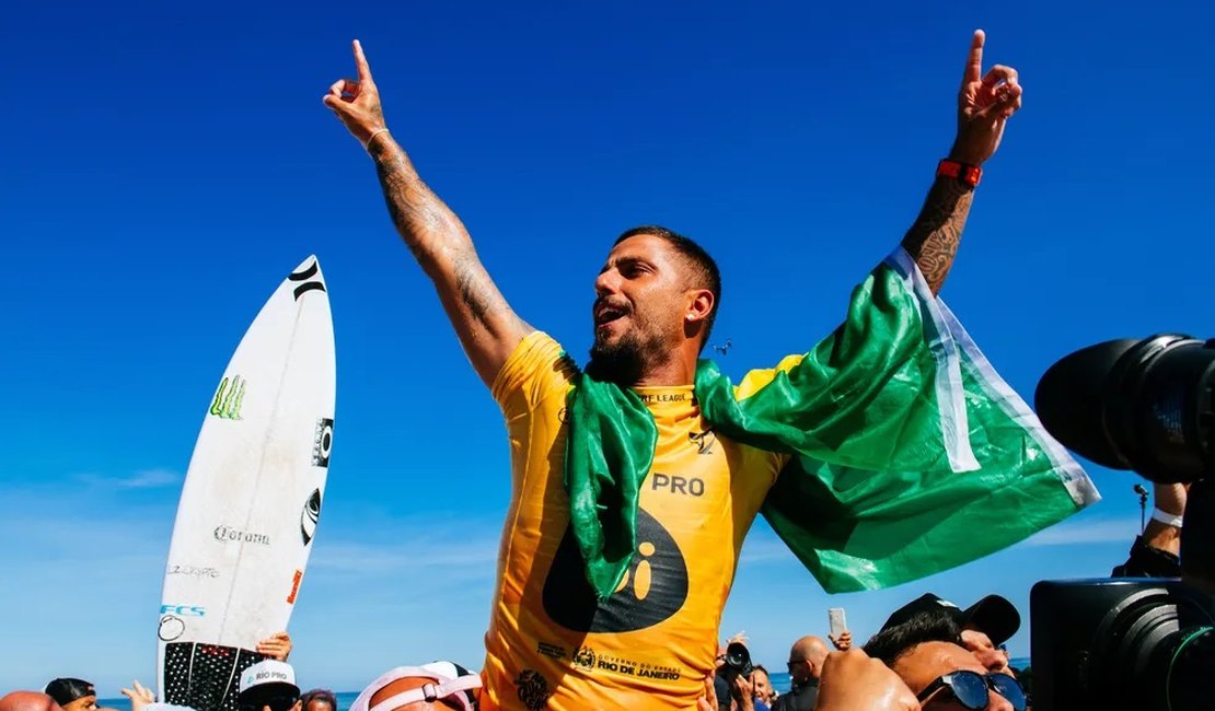 Filipe Toledo é o quarto brasileiro campeão mundial de surfe; veja lista