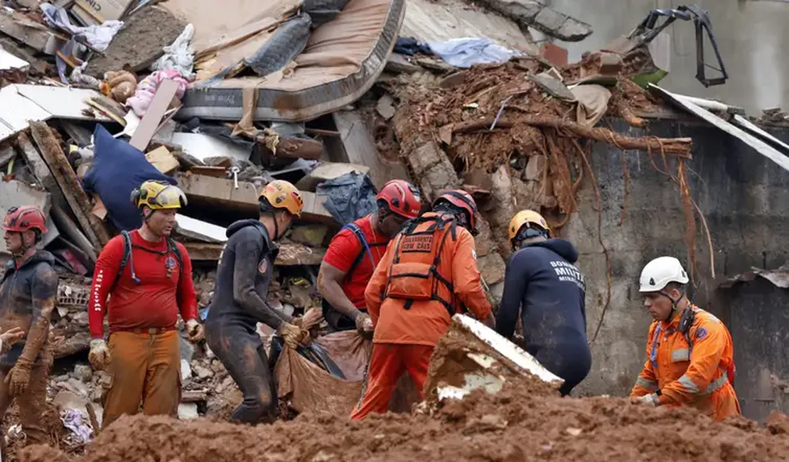 Chega a 46 o número de mortos nas chuvas na Zona da Mata Mineira
