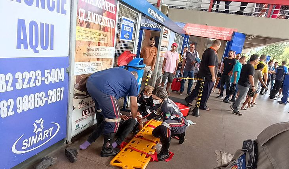 Delegada revela que vítima de atentado em rodoviária estaria na região para cometer homicídio