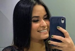 Corpo de jovem é encontrado com pés e mãos amarrados após carro capotar