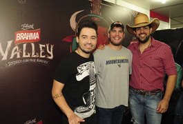 Fernando e Sorocaba farão parceria com cantor americano em Barretos