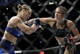 Amanda Nunes pede desculpas a Ronda Rousey por palavras após luta