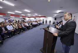 Governador anuncia datas para pagamento do Escola 10: 27 municípios vão dividir R$ 20 mi