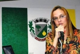 Aurélia Fernandes questiona fim de transplantes renais no Hospital Chama