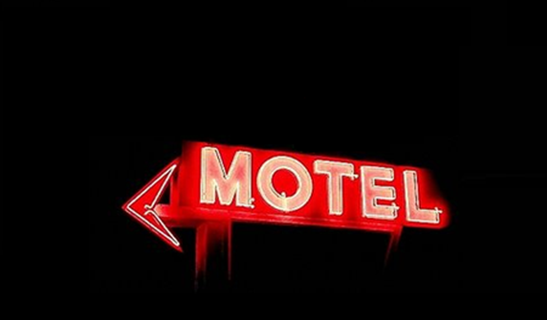 Homem tem moto roubada em saída de motel em Arapiraca