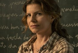 Debora Bloch, de 'Segunda chamada', explica por que não se expõe em redes sociais: 'Acho cafona’