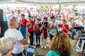 Polícia Militar leva música e diversão a crianças na orla de Maceió