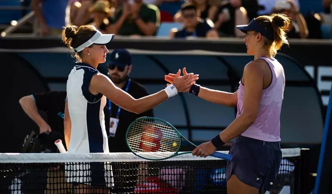 Bia Haddad é eliminada por russa no torneio de simples do Australian Open