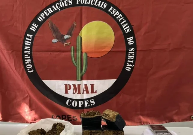 Troca de tiros em ação policial com apreensão de drogas resulta em morte de homem em Mata Grande; dois foram presos e 'Babu' fugiu