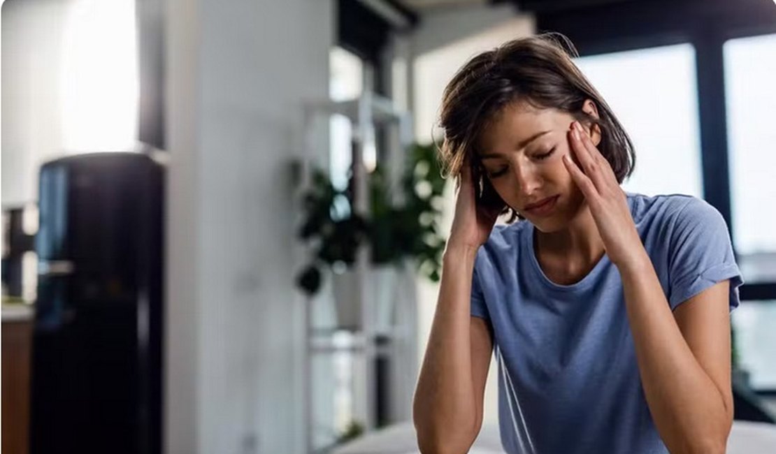 Lidar com pessoas difíceis acelera o envelhecimento e pode piorar doenças crônicas; entenda relação