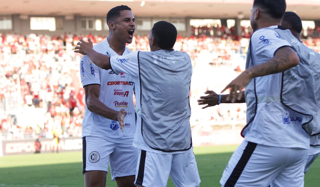 ASA goleia o CRB no clássico e assume a liderança do Campeonato Alagoano 2026