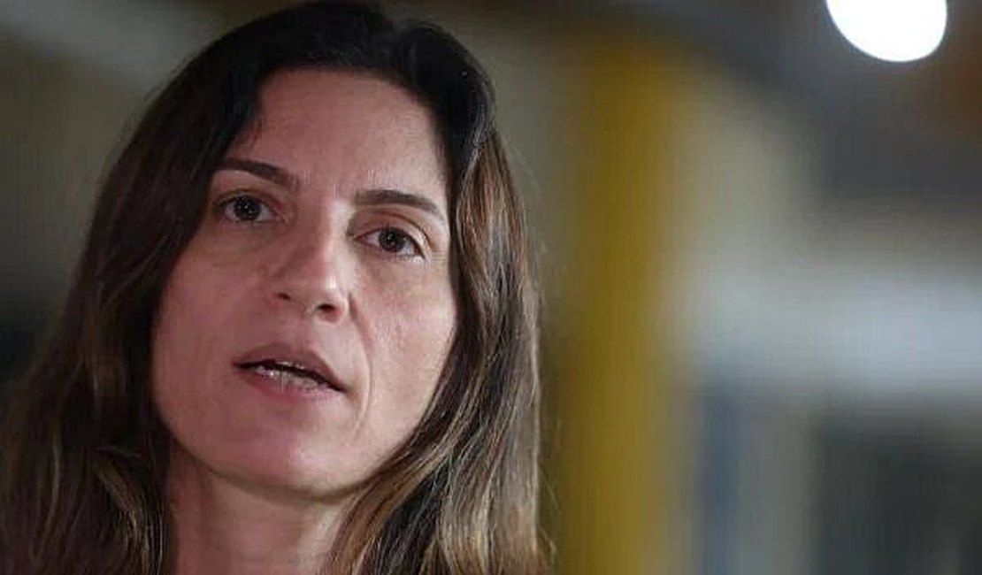 Mulher estuprada por anestesista ainda não sabe do crime, diz delegada