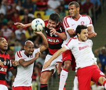 Gabriel brilha e Flamengo derrota o Inter no Maracanã