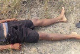 Polícia encontra corpo em matagal e suspeita que seja de jovem sequestrado em AL