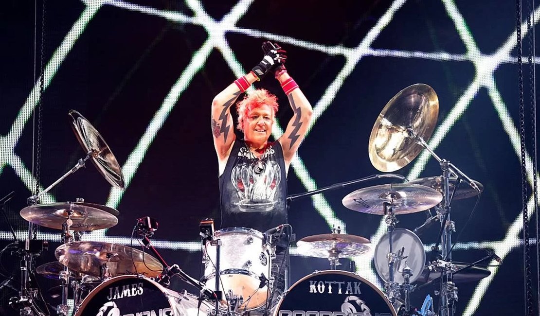 Morre baterista James Kottak, ex-Scorpions, aos 61 anos