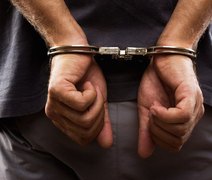 Estudante universitário de Arapiraca é preso por estuprar irmão de 10 anos com Síndrome de Down