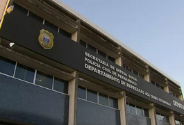 Motorista de aplicativo pula de carro em movimento ao ser sequestrado por assaltantes no Recife