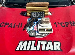 Abordagens da PM apreendem quatro armas de fogo e 3,6 Kg drogas na capital e interior