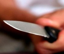 Homem deixa ex-companheira gravemente ferida ao esfaqueá-la no Sertão de Alagoas