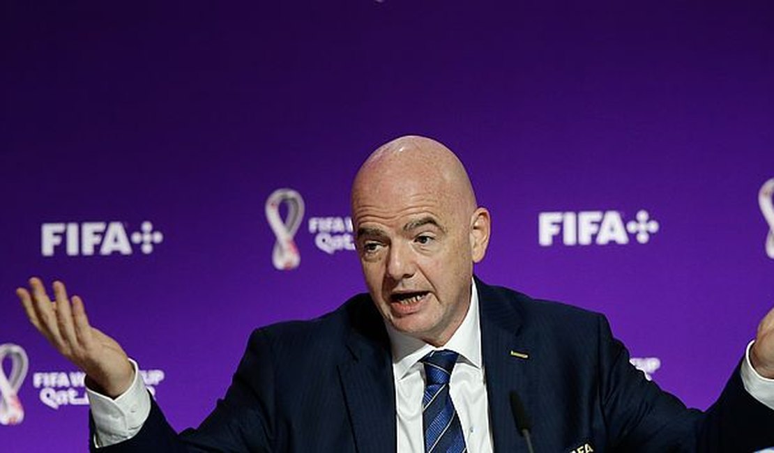 'Jogadores sabem que não podem apostar', diz presidente da Fifa