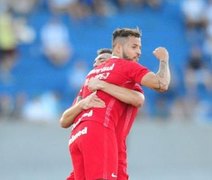 Internacional faz 3x0 no Londrina e larga na liderança da Série B