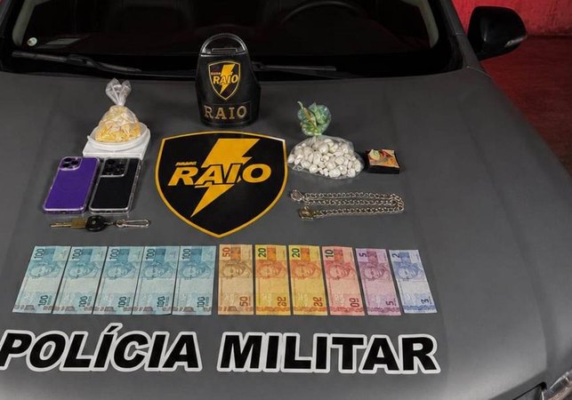 Companhia Raio prende casal com drogas após tentativa de roubo na Pajuçara, em Maceió