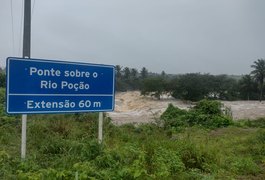 Volume de água no Rio poção surpreende; morador fala sobre ponte na rodovia AL-110